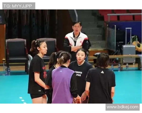 重庆排球队配合技巧深度解析与对比研究