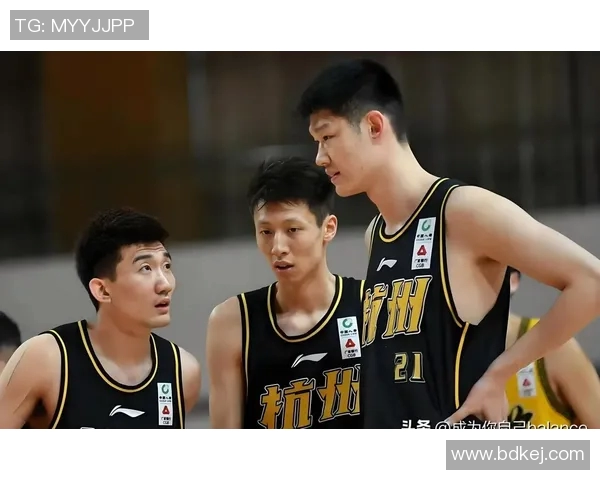 CCtV5直播上海男篮对战广厦队精彩赛事回顾与分析