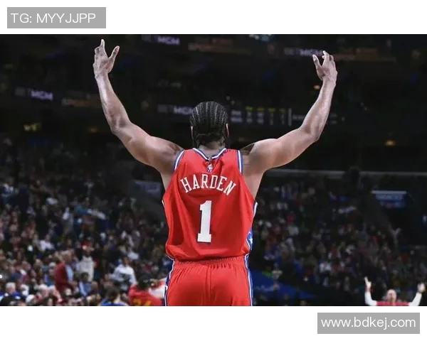 哈登状态下滑引发76人续约犹豫或将调整四年16亿合同计划