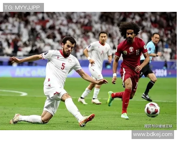2017年卡塔尔对中国足球精彩对决视频回顾与分析