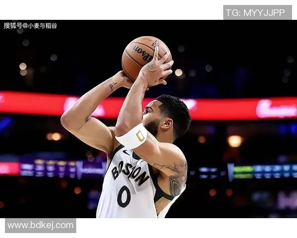 杰森塔图姆：从新星到NBA巨星的成长之路与辉煌成就